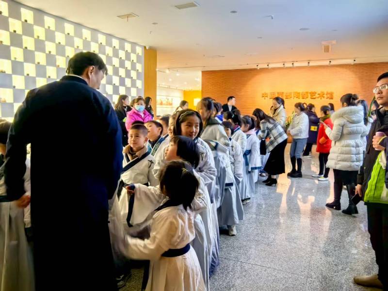 文化赋能：蓬莱市魔创文旅挖掘城市文化资源的实践探索